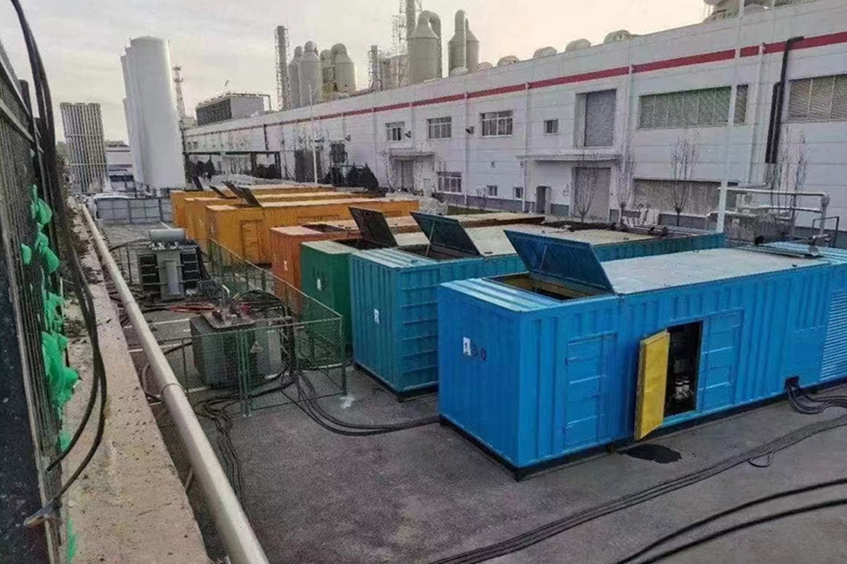 天安乡发电机租赁施工现场